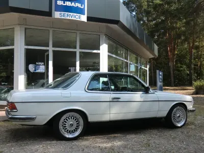 Gebraucht Mercedes 280 185 PS (136 kW) 1980 Weiß Coupé