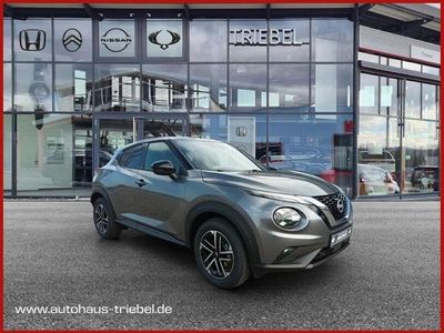 Neu Nissan Juke N-Connecta 114 PS (83 kW) 2025 Grau SUV