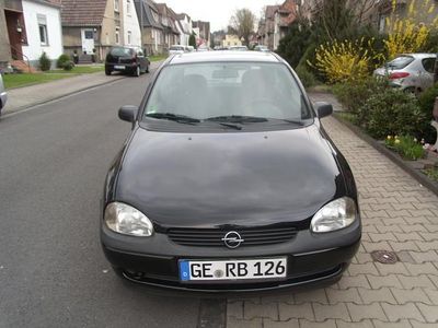Gebraucht Opel Corsa 73 PS (53 kW) 1999 Schwarz metallic Kleinwagen