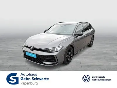 Gebraucht VW Passat R-line 193 PS (141 kW) 2024 Grau Kombi