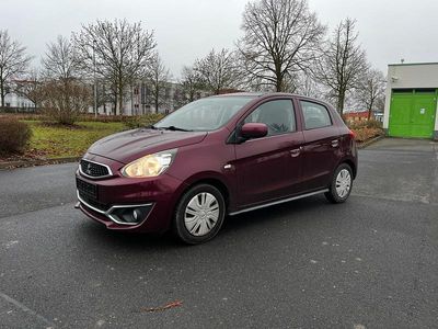 Rot Gebraucht 2017 Mitsubishi Space Star Kleinwagen | 5.000 € (Fairer Preis)