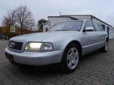 Second-hand Audi A8 310 CP (228 kW) 2002 Argintiu Berlinǎ