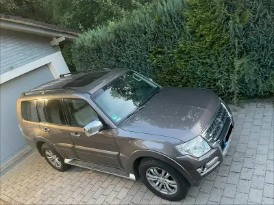 Gebraucht Mitsubishi Pajero Top 190 PS (139 kW) 2016 Braun SUV