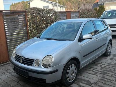 Gebraucht VW Polo 64 PS (47 kW) 2003 Silber Kleinwagen