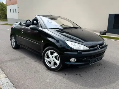 Gebraucht Peugeot 206 CC Platinum 109 PS (80 kW) 2001 Schwarz Cabrio