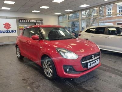 Gebraucht Suzuki Swift Comfort 83 PS (61 kW) 2023 Rot Kleinwagen