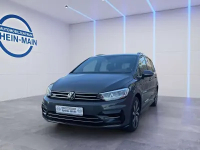 Gebraucht VW Touran R-line 150 PS (110 kW) 2022 Delfingrau metallic Van / Kleinbus