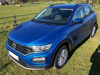 Second-hand VW T-Roc Style 116 CP (85 kW) 2019 Albastru SUV