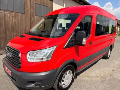 Gebraucht Ford Transit Trend 105 PS (77 kW) 2018 Rot Van