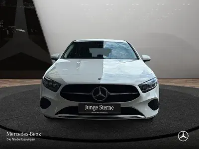 Gebraucht Mercedes A180 Progressive 136 PS (100 kW) 2025 Polarweiß Limousine