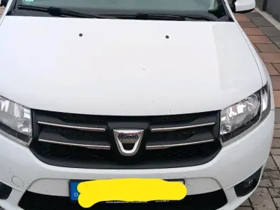 Gebraucht Dacia Logan 75 PS (55 kW) 2026 Weiß Limousine