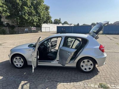 Gebraucht BMW 116 122 PS (89 kW) 2007 Titansilber metallic Kleinwagen