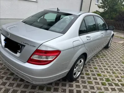 Gebraucht Mercedes C200 Elegance 184 PS (135 kW) 2007 Silber Limousine