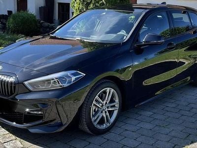 Gebraucht BMW 118 M Sport 136 PS (100 kW) 2022 Schwarz Kleinwagen