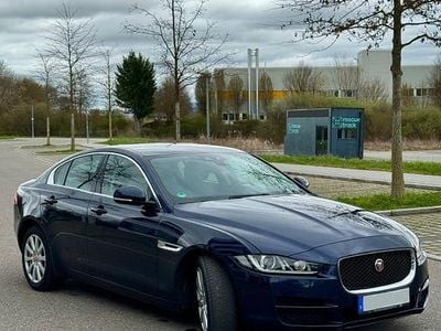 Gebraucht Jaguar XE 179 PS (131 kW) 2016 Blau Limousine