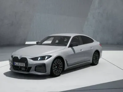 Usata BMW i4 M Sport 442 kW (601 CV) 2024 Grigio Berlina