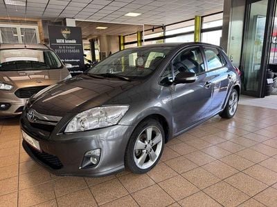 Toyota Auris Hybrid