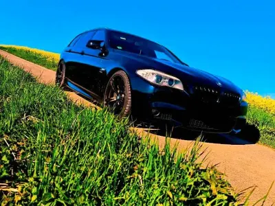 Gebraucht BMW 535 313 PS (230 kW) 2012 Blau Kombi