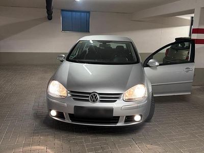 Gebraucht VW Golf V 140 PS (102 kW) 2007 Grau Limousine