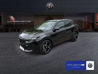 Neu Alfa Romeo Junior 136 PS (100 kW) 2026 Schwarz SUV