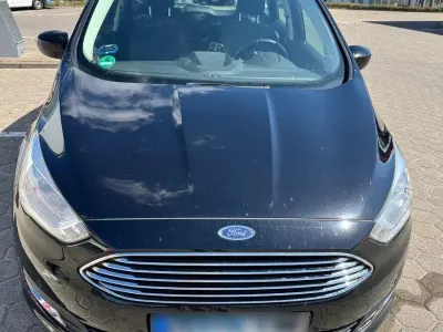 Käytetty Ford C-MAX