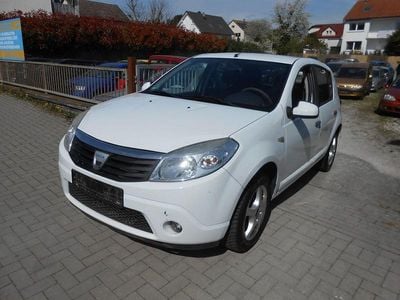 Gebraucht Dacia Sandero Lauréate 87 PS (63 kW) 2009 Weiß Limousine