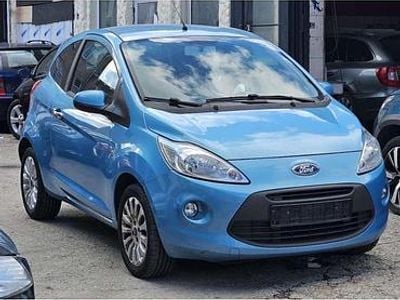 Second-hand Ford Ka 2015 Albastru Hatchback