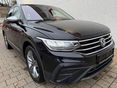 Gebraucht VW Tiguan Allspace Life 150 PS (110 kW) 2023 Schwarz SUV