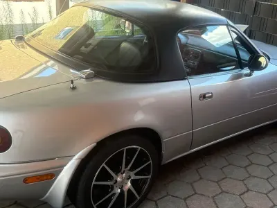 Gebraucht Mazda MX5 116 PS (85 kW) 1992 Silber Cabrio