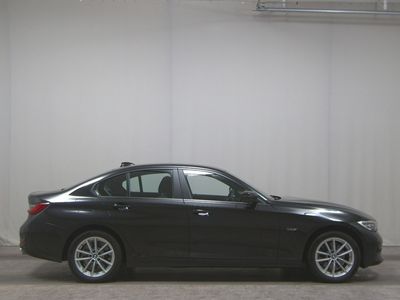 BMW 320e