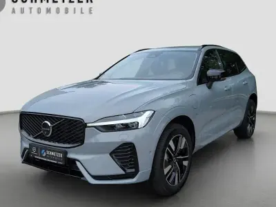 Neu Volvo XC60 Plus 455 PS (334 kW) 2025 Grau SUV
