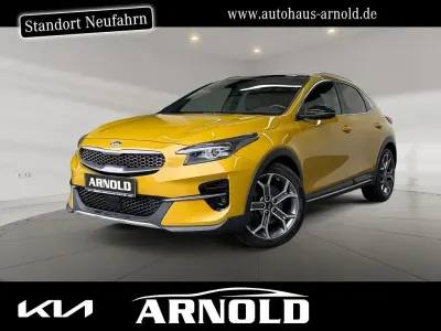 Używany Kia XCeed Xdition 204 KM (150 kW) 2020 Żółty SUV