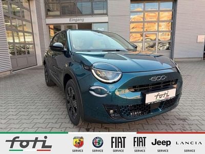 Neu Fiat 600 Icon 110 PS (80 kW) 2026 Mare grün SUV