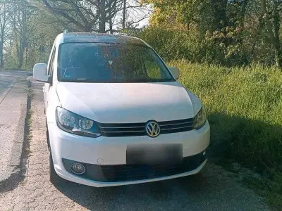 Gebraucht VW Caddy Edition 105 PS (77 kW) 2015 Weiß Van / Kleinbus