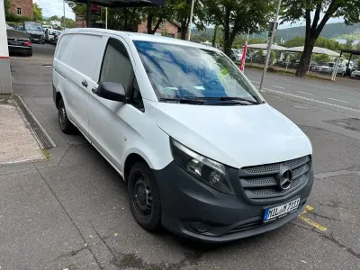 Gebraucht Mercedes Vito 114 PS (83 kW) 2015 Weiß Van