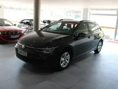 Gebraucht VW Golf VIII Life 116 PS (85 kW) 2022 Uranograu Kombi
