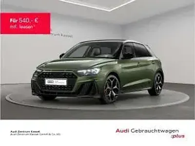 Gebraucht Audi A1 207 PS (152 kW) 2025 Grün (distriktgrün metallic mythossc) SUV