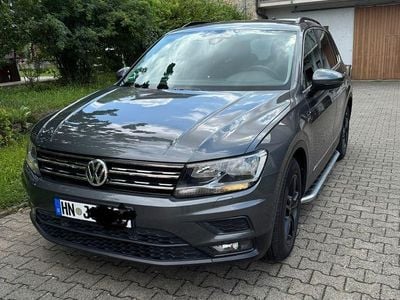 Grau Gebraucht 2018 VW Tiguan Comfortline SUV | 17.500 € (Fairer Preis)