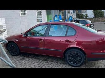 Gebraucht Seat Toledo 125 PS (91 kW) 2000 Rot Limousine