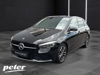 Gebraucht Mercedes B200 Advanced 163 PS (119 kW) 2024 Schwarz Van / Kleinbus