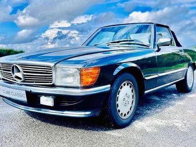 Second-hand Mercedes SL300 179 CP (131 kW) 1988 Negru Cabrio