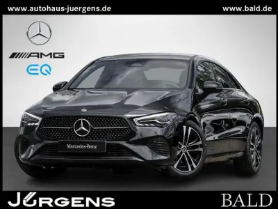 Gebraucht Mercedes CLA180 Progressive 136 PS (100 kW) 2025 Schwarz metalliclack kosmossch Limousine