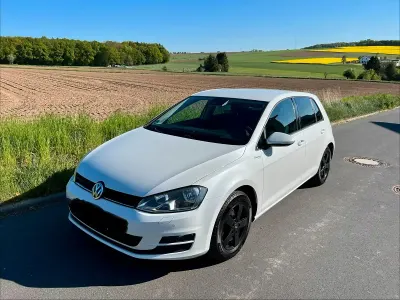 Gebraucht VW Golf VII 150 PS (110 kW) 2016 Weiß Limousine