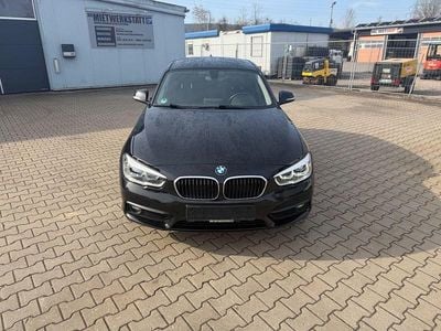 Gebraucht BMW 116 Sport Line 116 PS (85 kW) 2015 Schwarz Kleinwagen