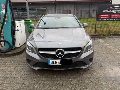 Mercedes CLA200