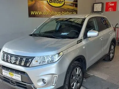 Gebraucht Suzuki Vitara Comfort 111 PS (81 kW) 2019 Silber SUV