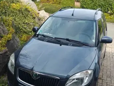 Gebraucht Skoda Roomster 69 PS (50 kW) 2010 Grau Van / Kleinbus