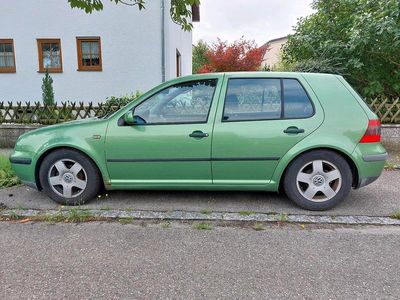 VW Golf IV