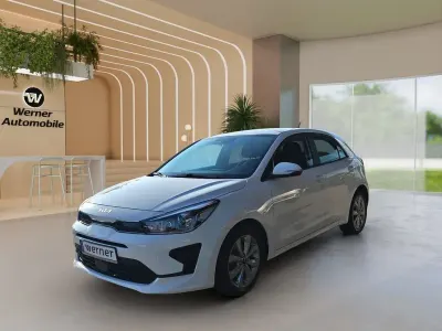 Gebraucht Kia Rio Advance 84 PS (61 kW) 2023 Weiß Limousine
