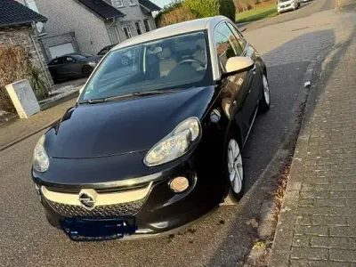 Gebraucht Opel Adam 69 PS (50 kW) 2013 Schwarz Kleinwagen
